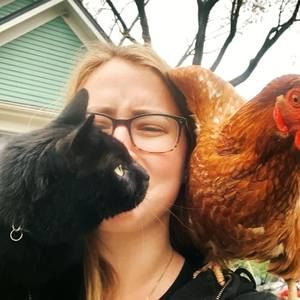 Meet your Posher, Laura